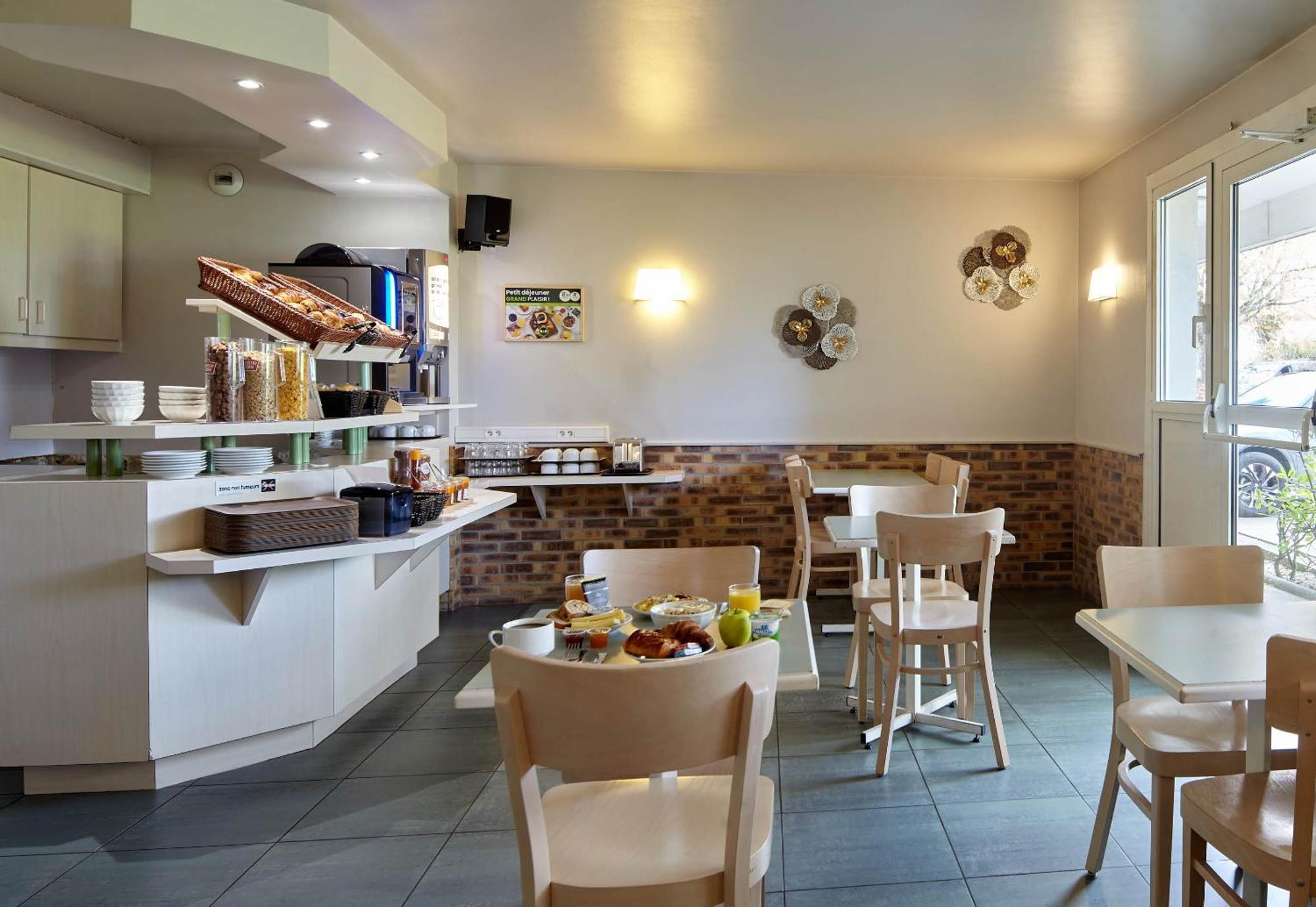 B&B Hotel Saclay Exteriér fotografie